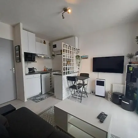 Classé 2 étoiles, à 200m De La De Nauzan Parking Gratuit * Vaux-sur-Mer