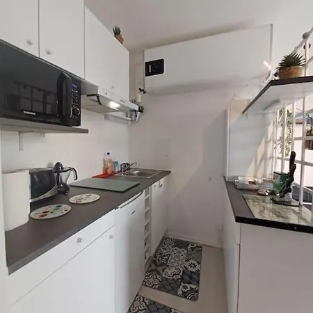 Classe 2 Etoiles, A 200m De La De Nauzan Parking Gratuit Apartmán